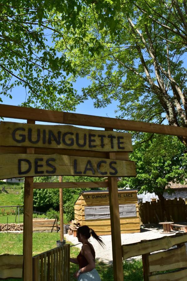 Hotel Restaurant Des Lacs Chaux-des-Crotenay Exterior photo